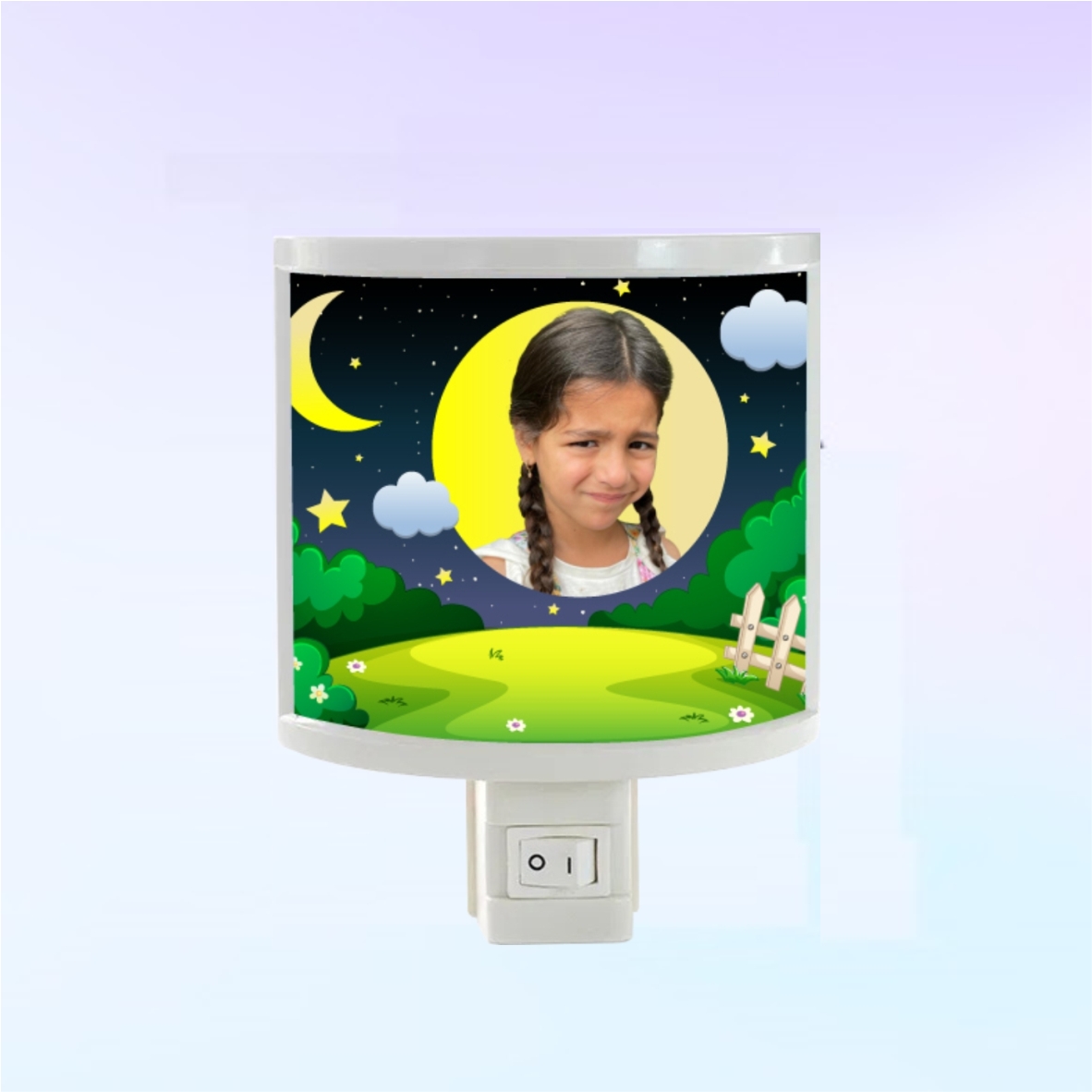 מנורת לילה עם תמונה או שם